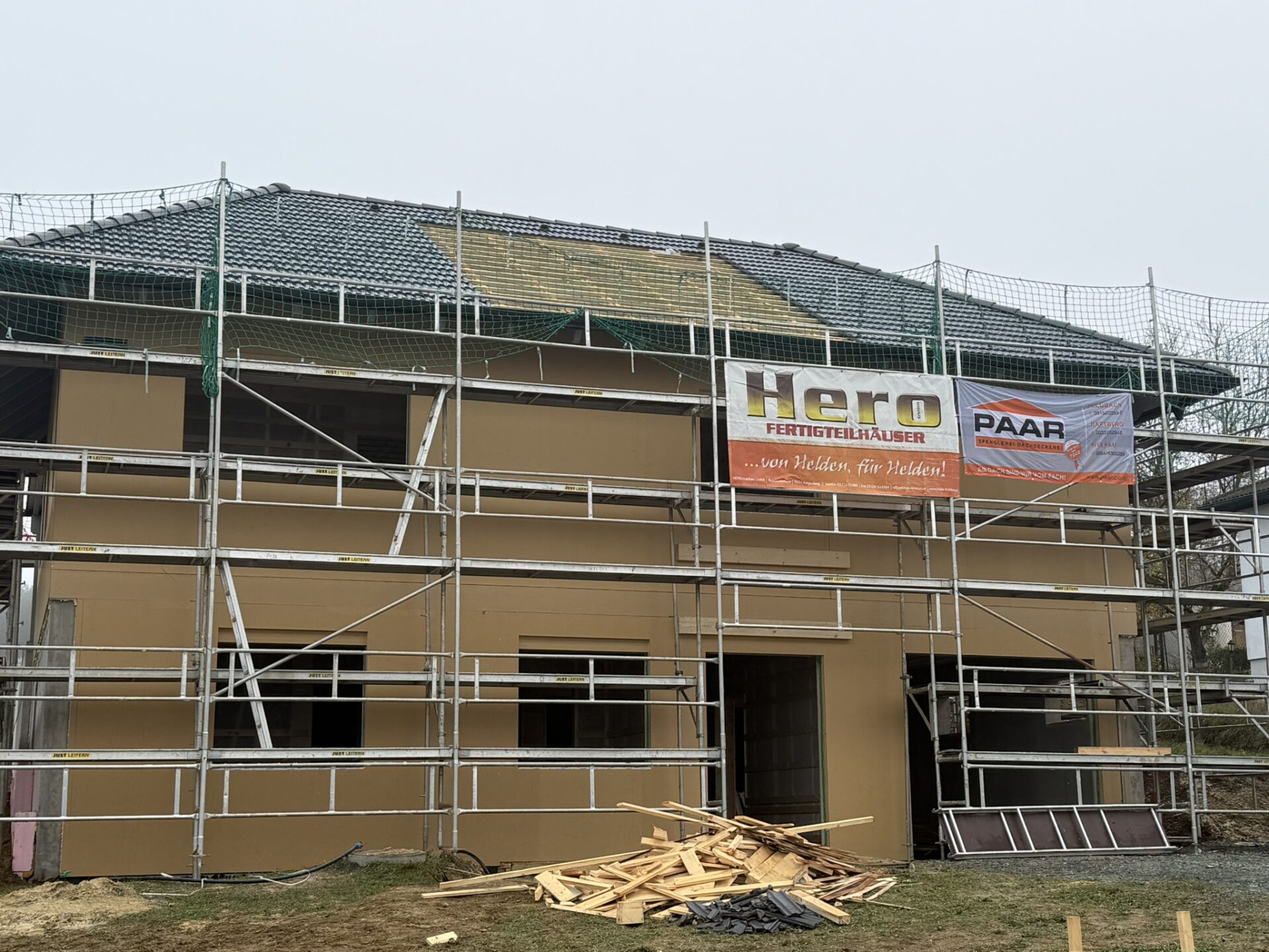 Beispielhafte Auflistung von Referenzen nach Örtlichkeit und Prüfobjektsabbildungen: